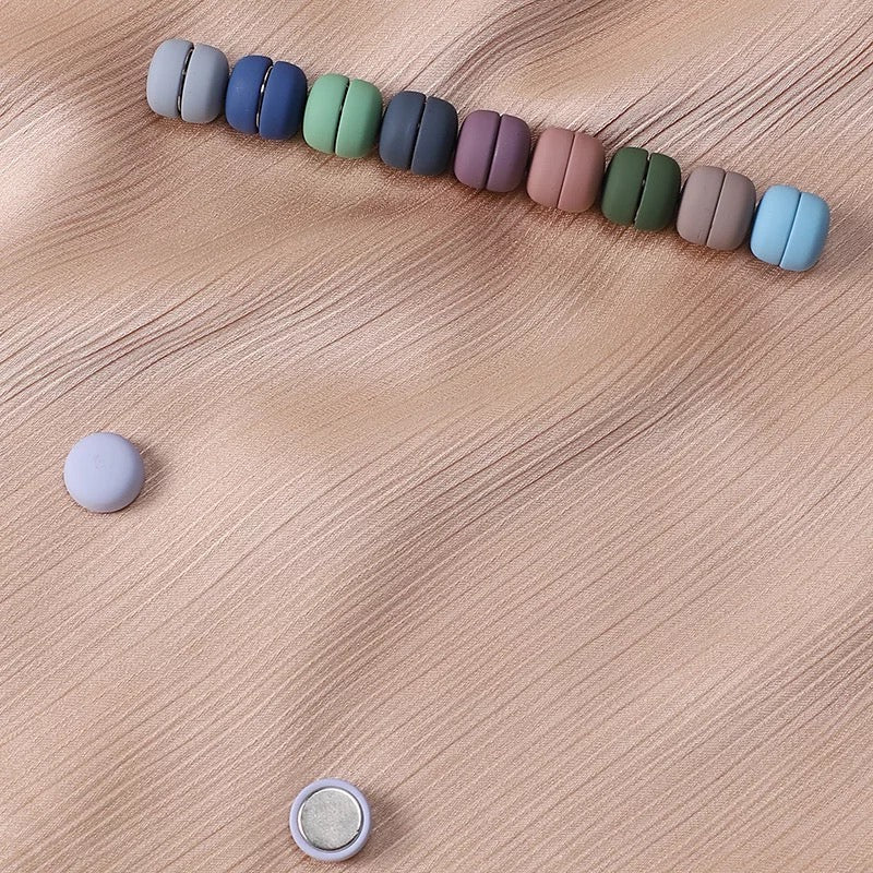 Magnetic pins