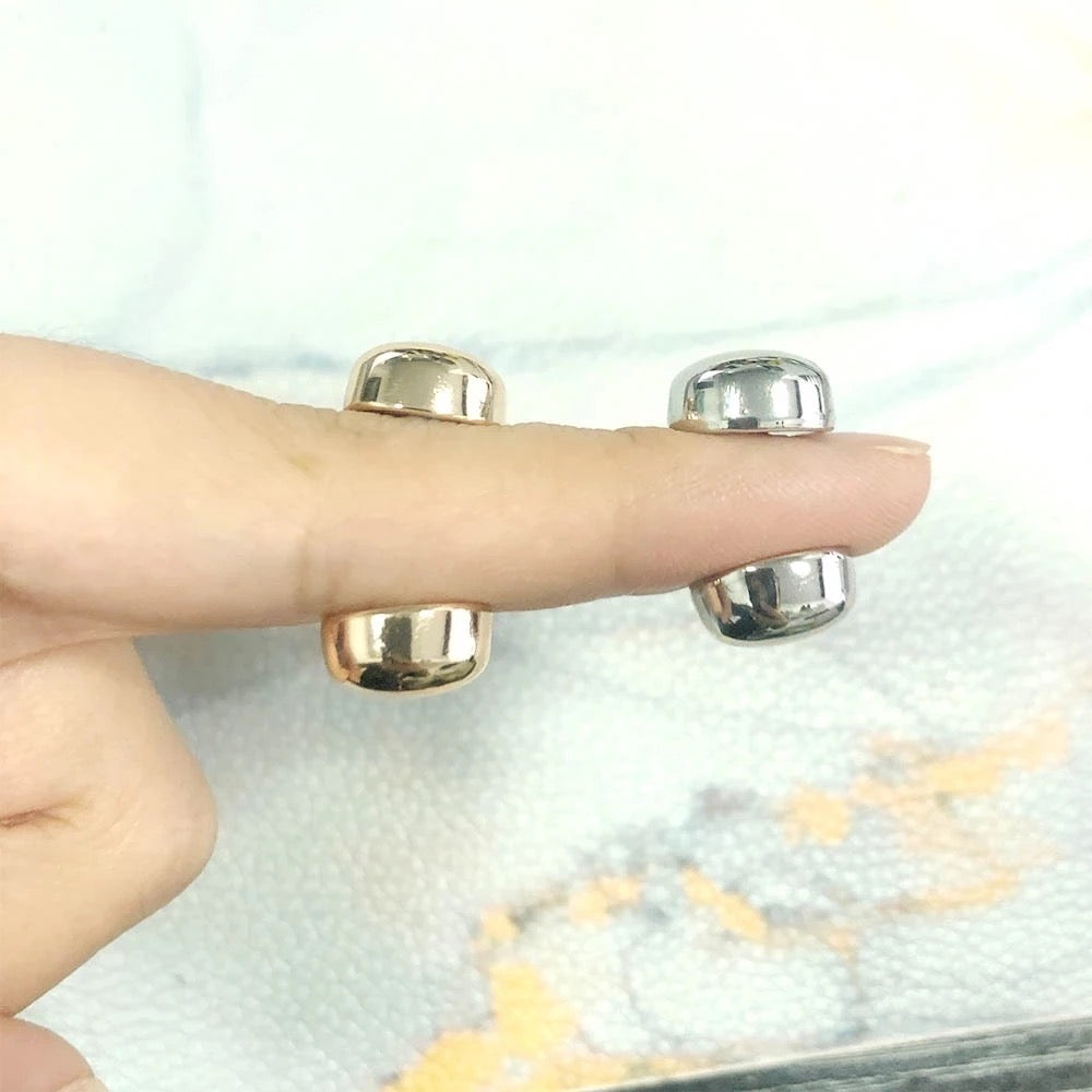 Magnetic pins